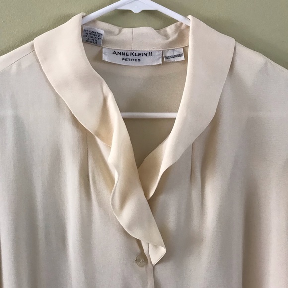 Ann Klein ll silk blouse - Picture 6 of 6